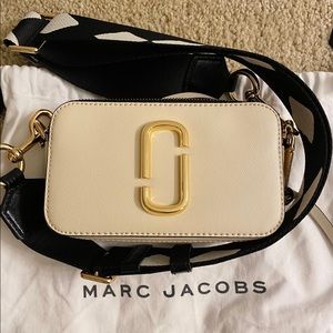 Marc Jacobs Camera bag
